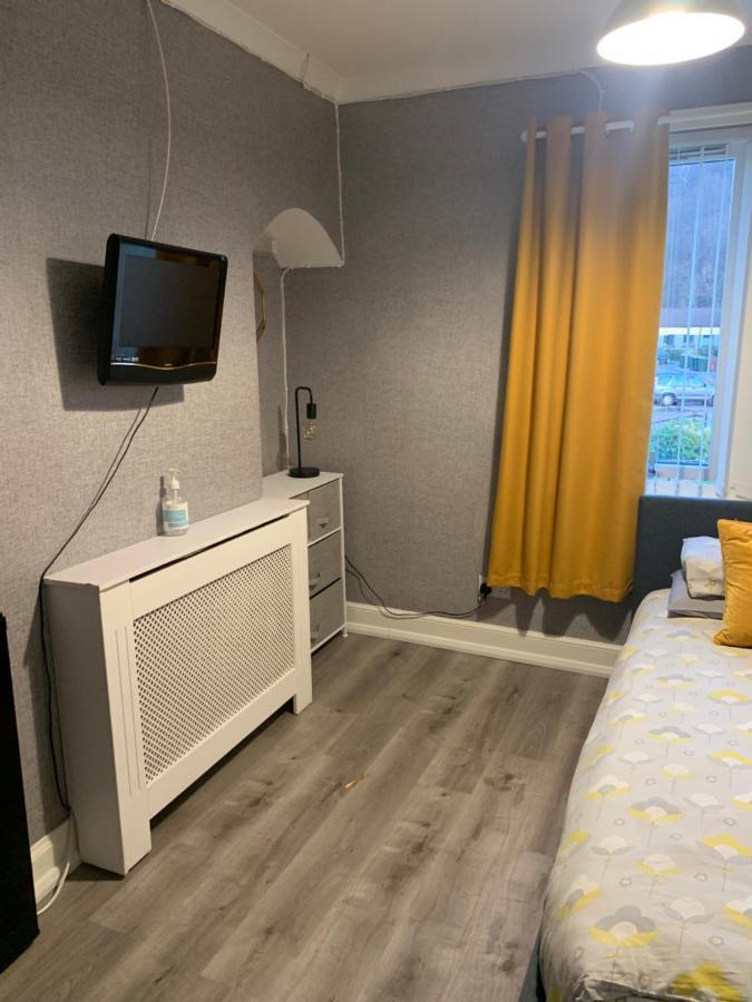 Nevis Rooms - Self Check In With Free Onsite Parking Inverlochy Exteriér fotografie